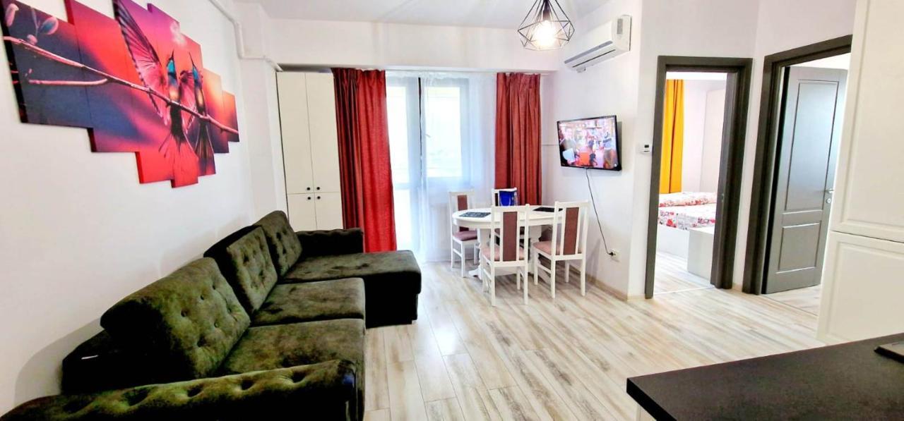 Evelyn Modern Apartment Near Palas ヤシ エクステリア 写真