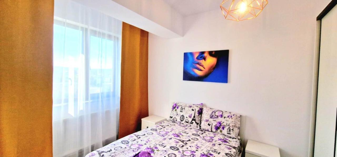 Evelyn Modern Apartment Near Palas ヤシ エクステリア 写真